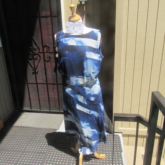 #290  WOMEN'S LONG CHIFFON SHIFT DRESS BY LONDON TIMES (SIZE 16W) - Picture 1 of 4
